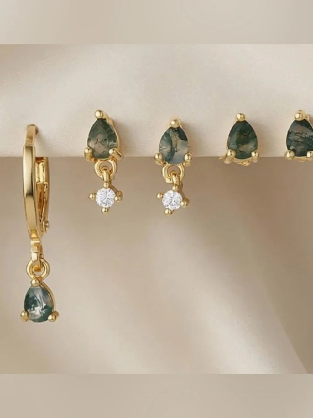 Cute Dillards 18KT gold vermeil 3 piece Agate  earrings